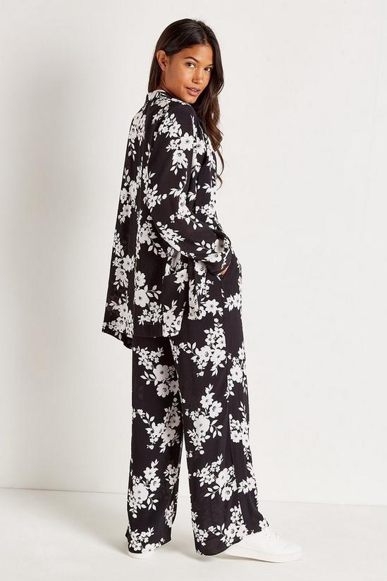 Wallis Shadow Floral Relaxed Jacket 3
