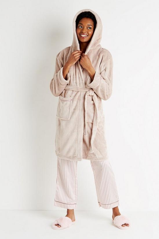 Wallis Loungeable Mink Luxury Fleece Hooded Robe 5