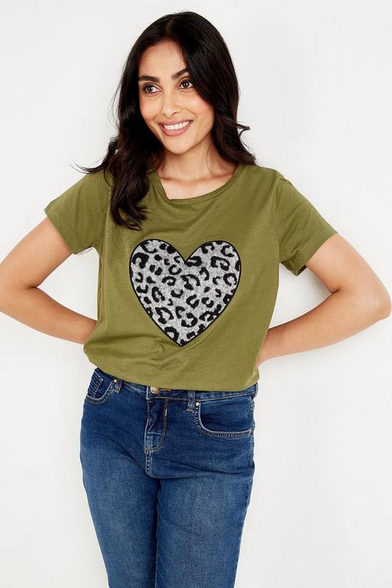 Wallis Petite Leopard Heart T-shirt 1