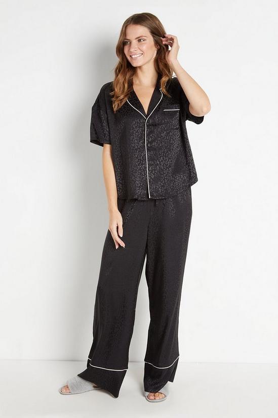 Wallis Jacquard Contrast Pyjama Set 1