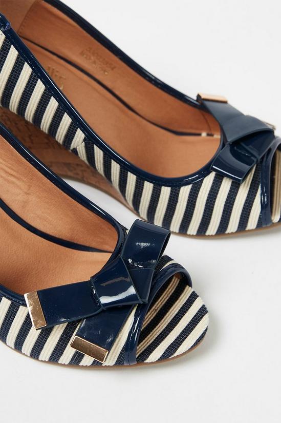 Wallis Cassidy Open Toe Bow Detail Wedge 4