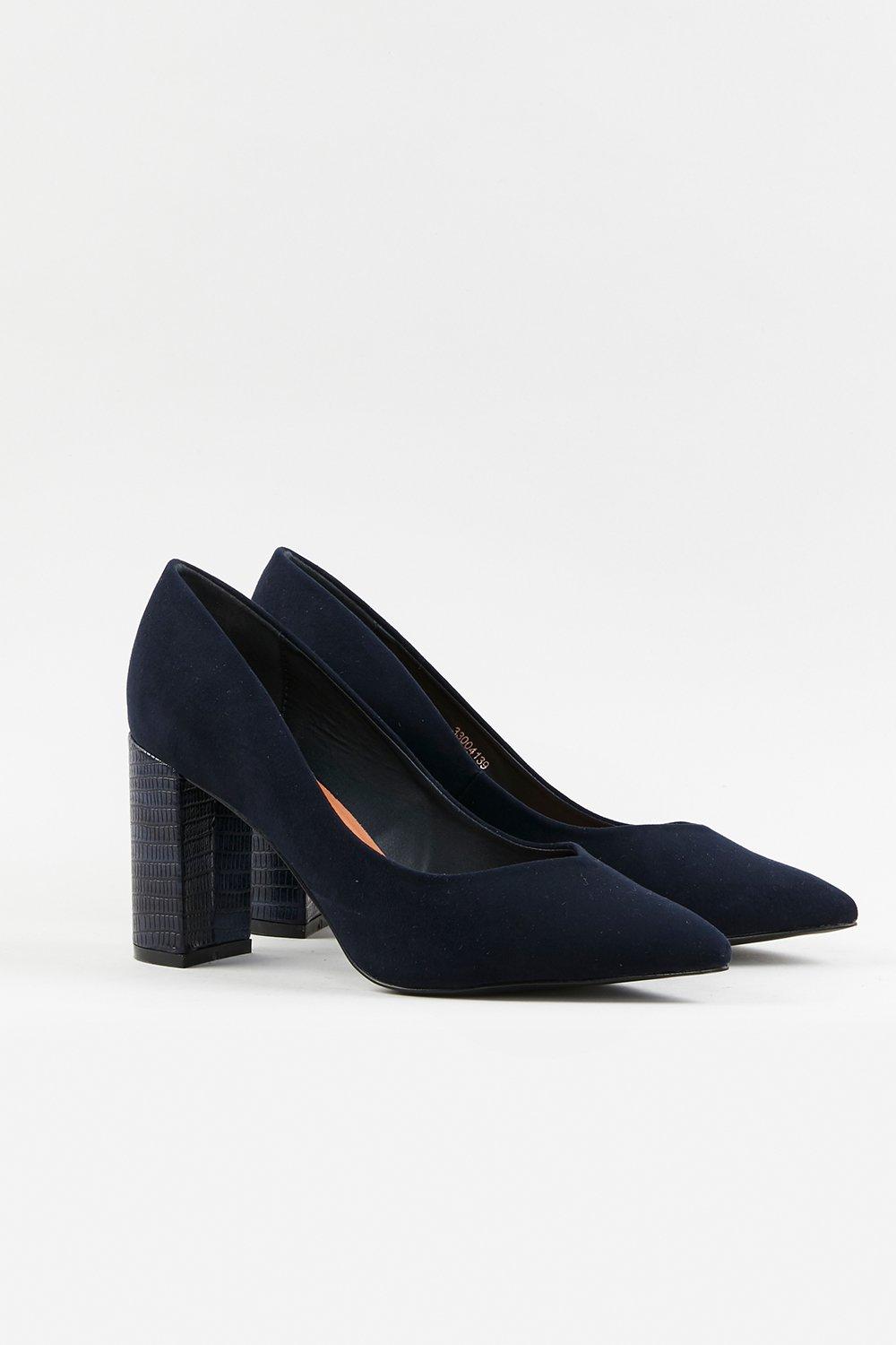 Navy block hot sale court shoes