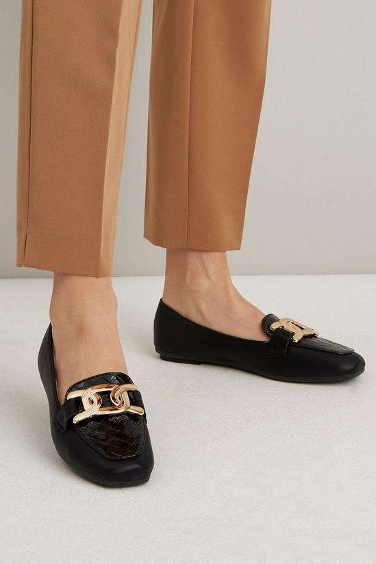Wallis Comfort Luca Chunky Chain Loafer 1