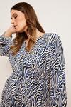 Wallis Curve Blue Zebra Midi Dress thumbnail 4