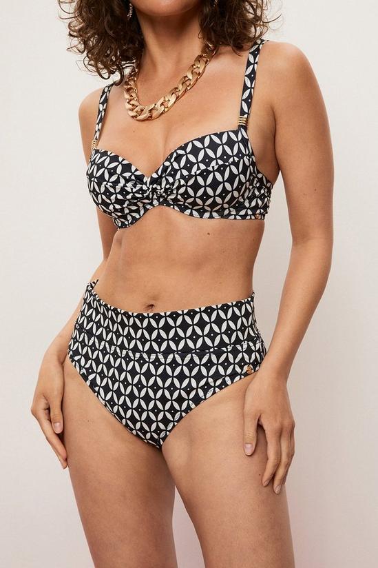 Wallis Mono Shape Enhancing Bikini Top 4