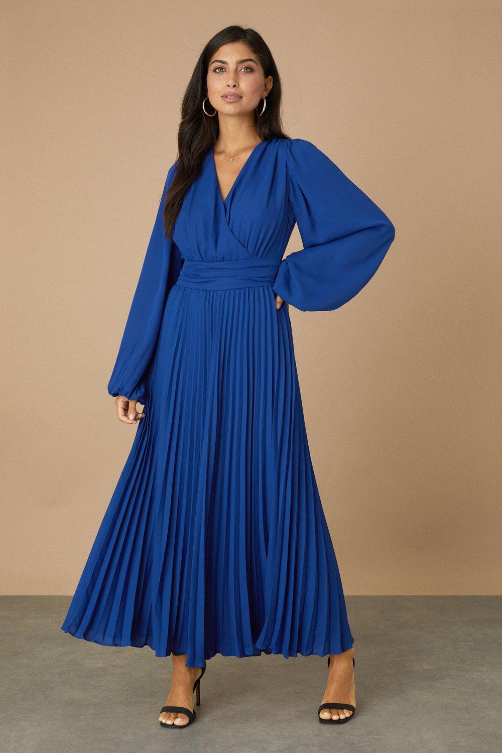 Tall pleated outlet dress