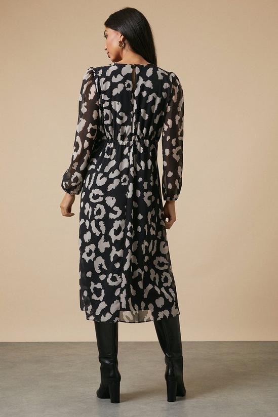 Wallis Mono Leopard Lace Trim Detail Dress 3