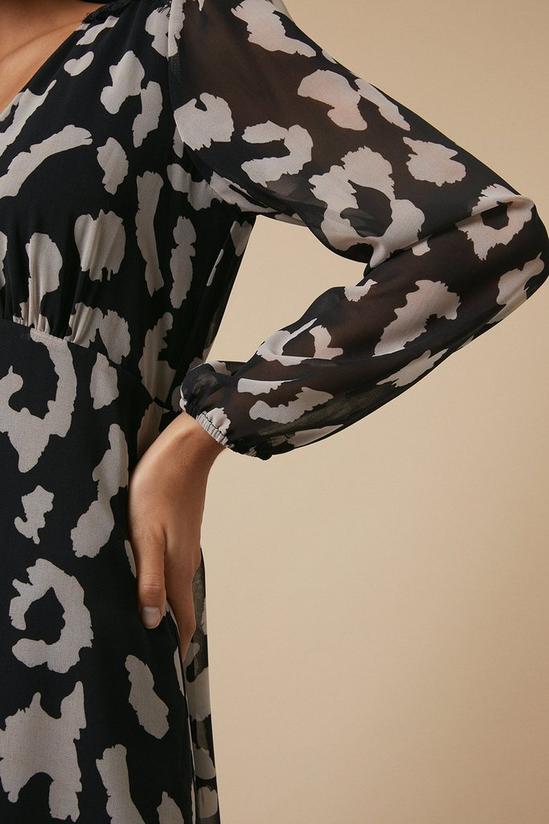Wallis Mono Leopard Lace Trim Detail Dress 4