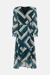 Wallis Green Geometric Blouson Sleeve Wrap Dress thumbnail 5