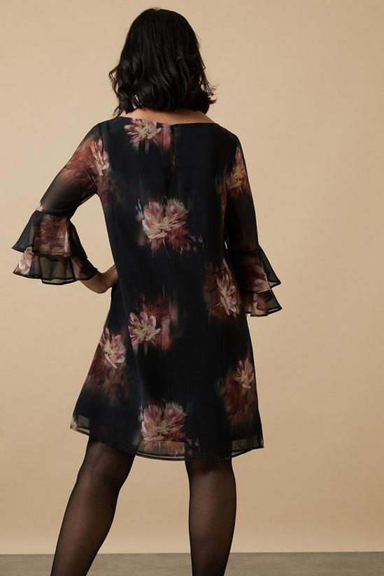 Wallis Petite Blurred Floral Ruffle Sleeve Shift Dress 3