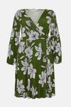 Wallis Curve Green Floral Jersey Wrap Midi Dress thumbnail 4