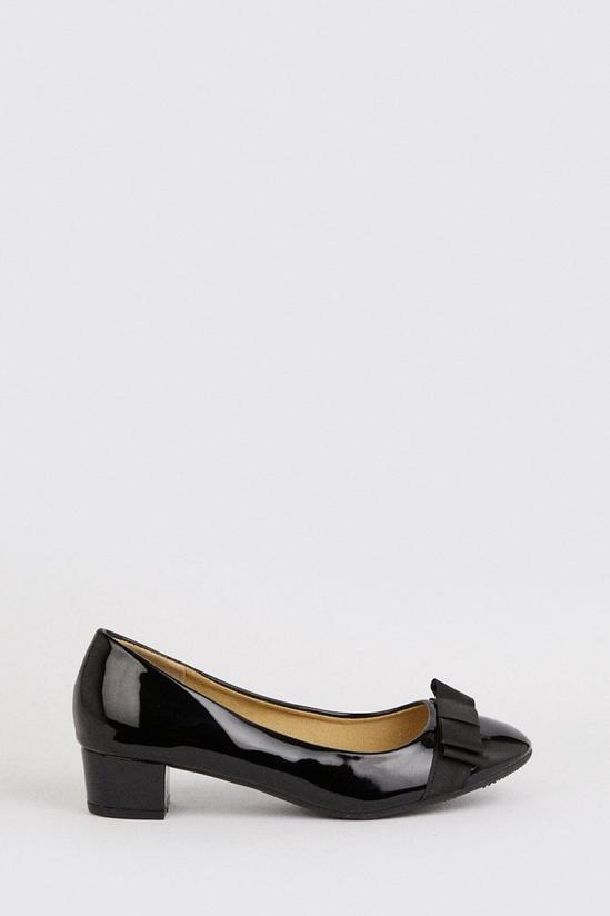 Wallis Daisy Bow Detail Low Block Heel Court Shoes 2