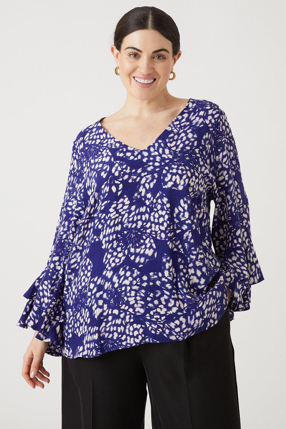 Womens Curve Navy Floral Print Flute Sleeve Top