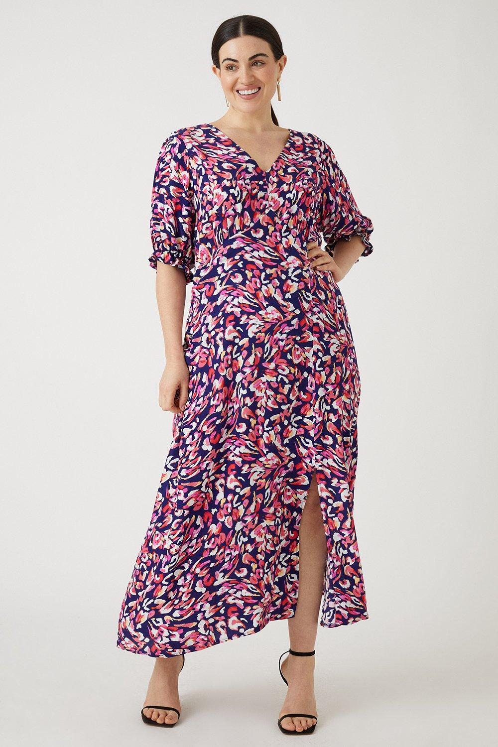 Womens Curve Abstract Flute Sleeve Tea Dress