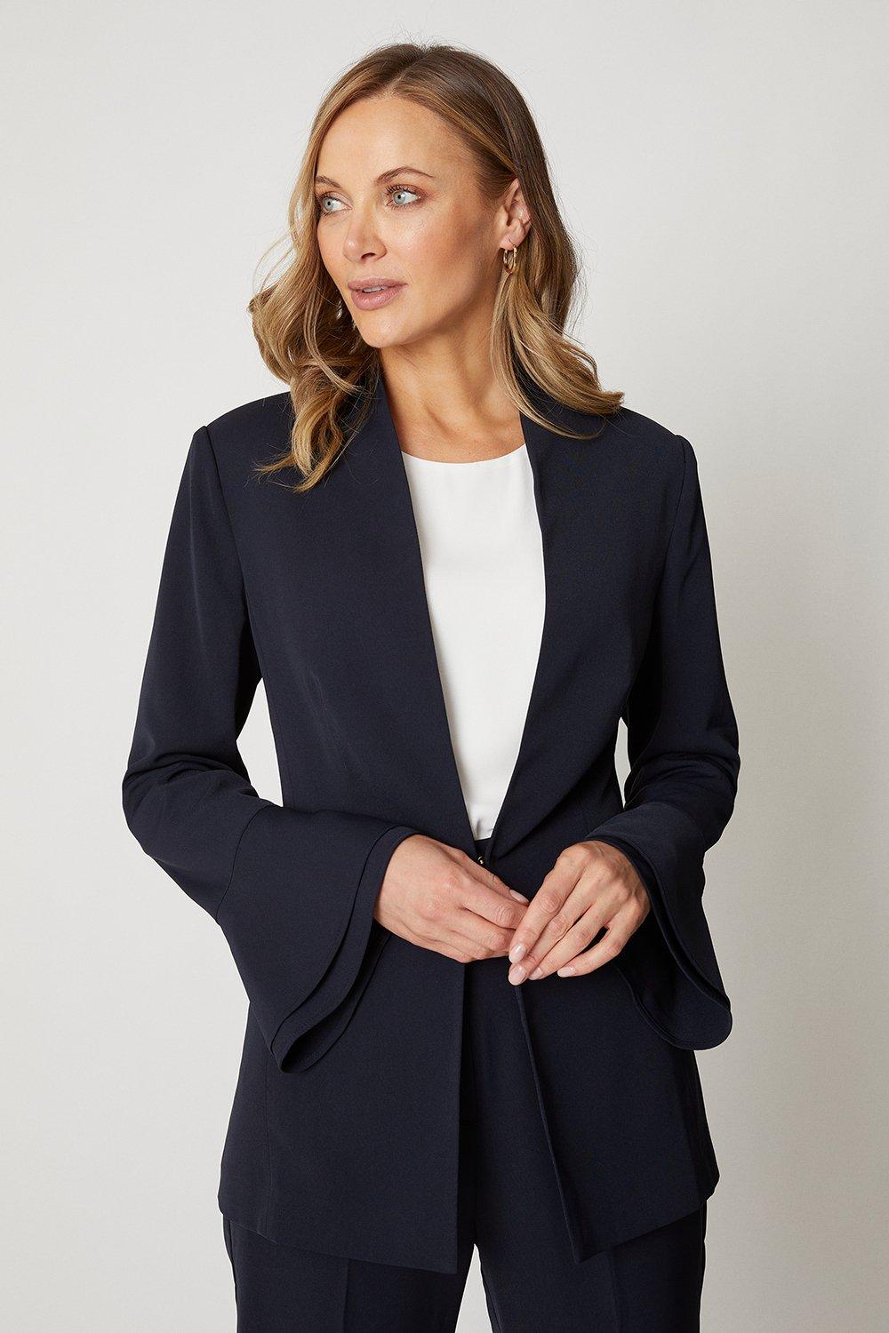 Womens Premium Fluted Sleeve Edge To Edge Jacket
