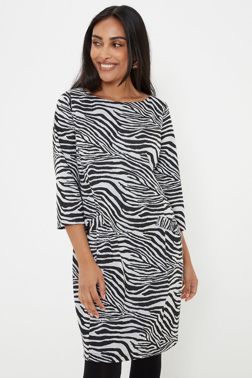 Wallis zebra sale print dress