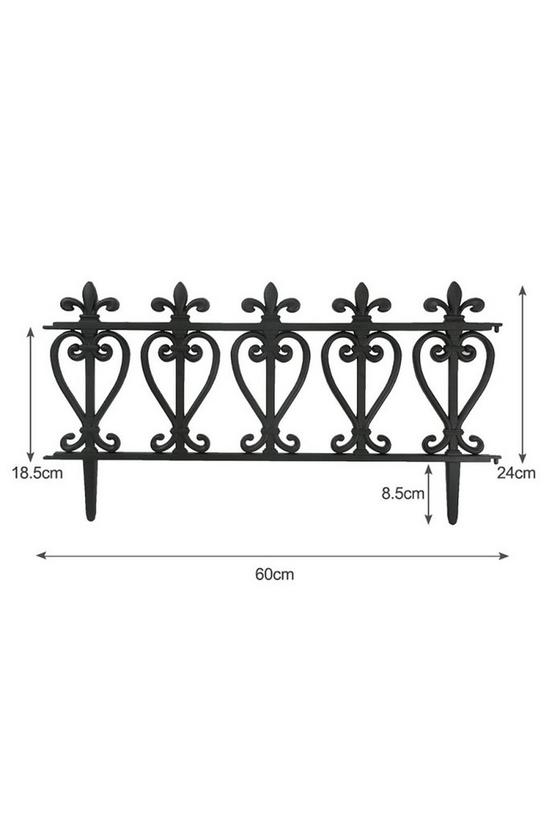 Living and Home 3pcs Decorative Garden Border Fence Outdoor Lawn Edging 5